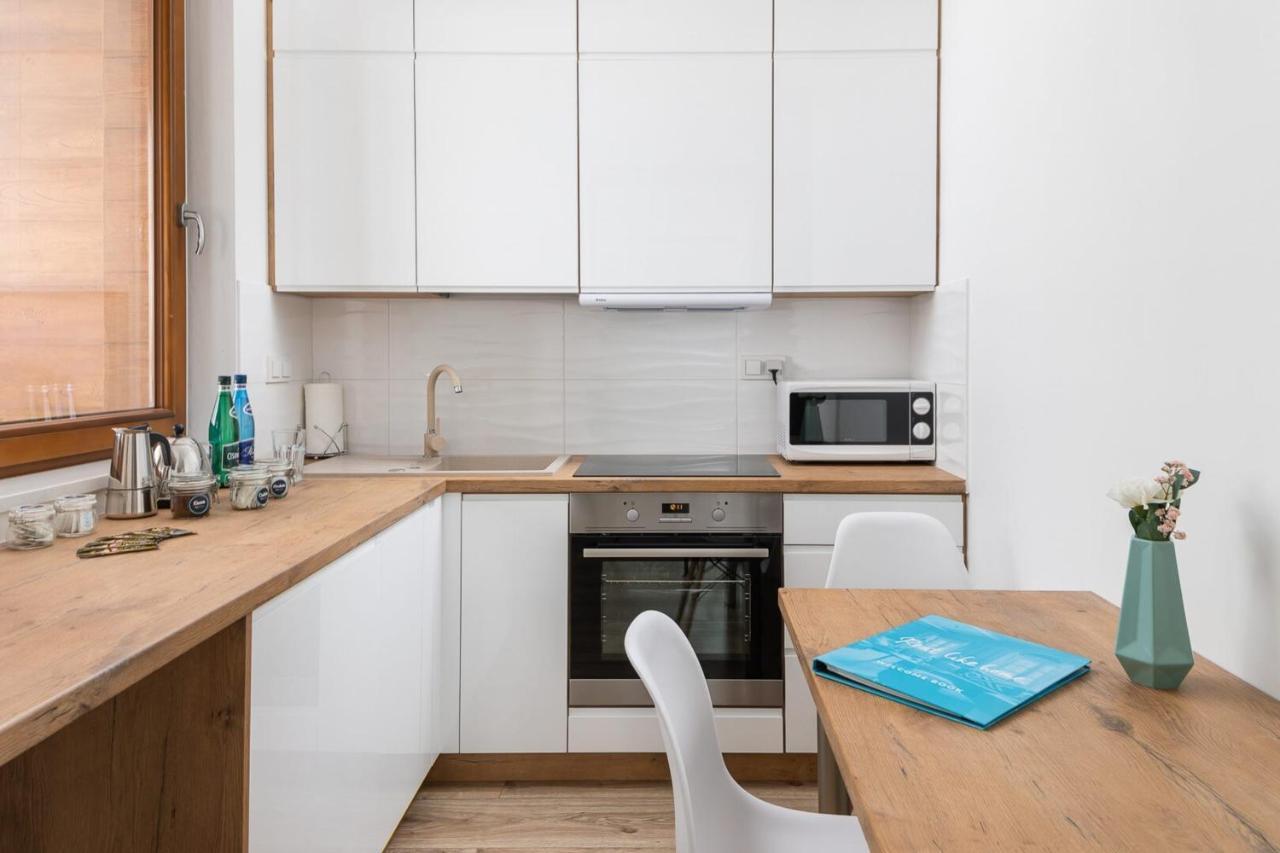 Rent like home - Grzybowska 85 II Warszawa Zewnętrze zdjęcie
